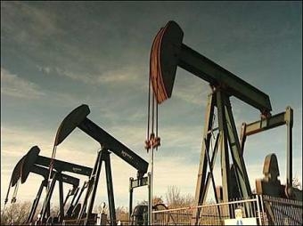Нефть дешевеет из-за возможного снижения спроса