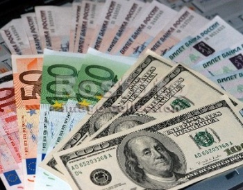 Торги 26 февраля завершились разгромом доллара и евро