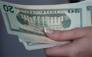 Пятница: новые рекорды доллара и евро на бирже