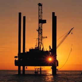В Персидском заливе затонула иранская нефтяная платформа