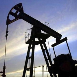Нефть может подорожать на следующей неделе на снижении добычи из-за конфликта на Ближнем Востоке, – опрос 