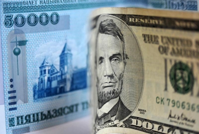 30 апреля белорусский рубль резко сдал к российскому 