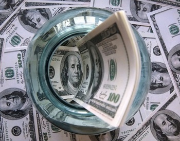 На торгах 20 ноября курс доллара установил очередной исторический максимум