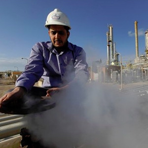 МЭА: Добыча нефти в Ливии сократилась на 1 млн барр./сут.