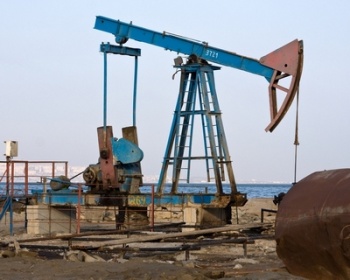 Стоимость нефти скорректировалась вниз после подъёма