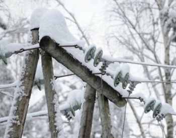 Количество оставшихся без электричества населенных пунктов Беларуси сократилось практически вдвое