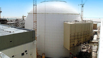 Иран винит Россию в очередном переносе запуска Бушерской АЭС