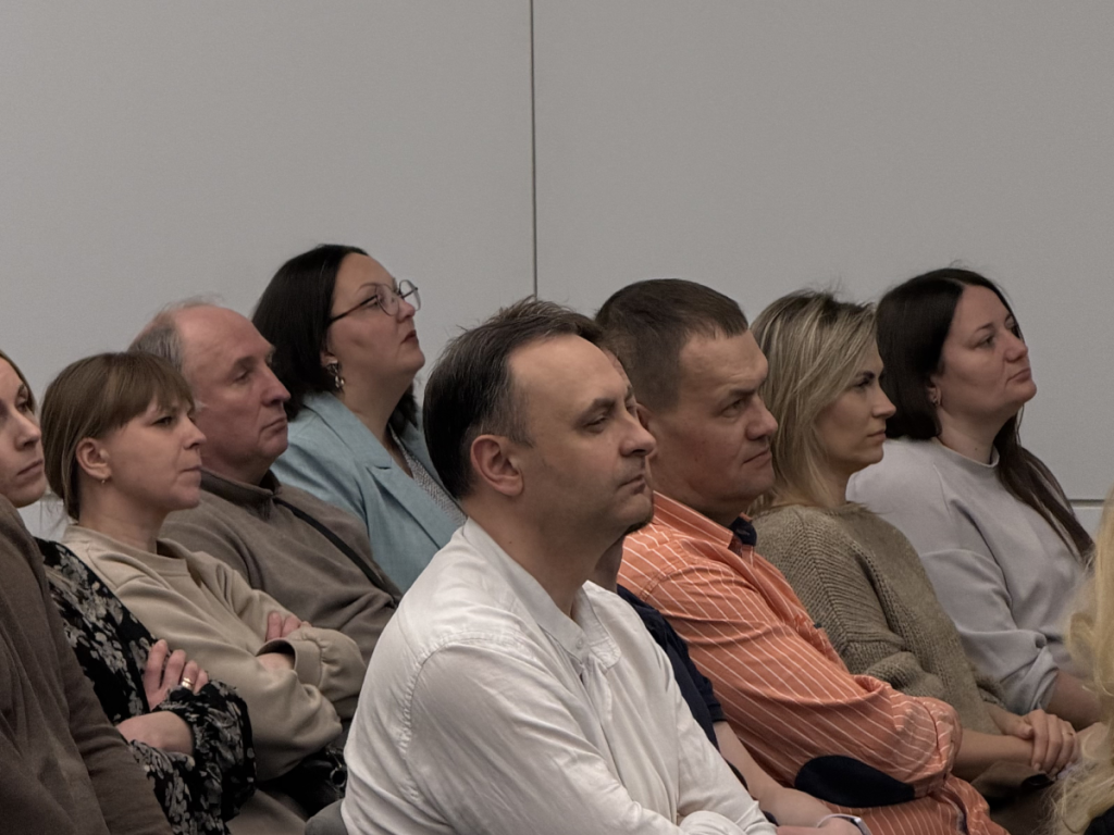 Frame 1321317357.png