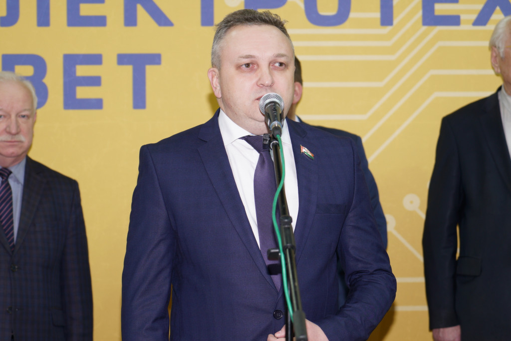 «Автоматизация. Электроника» и «Электротех. Свет»