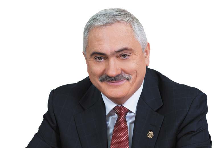 Виктор Мартынов: «Нефтегазу нужно не так много специалистов, но с очень хорошей подготовкой» Виктор Мартынов: «Нефтегазу нужно не так много специалистов, но с очень хорошей подготовкой»