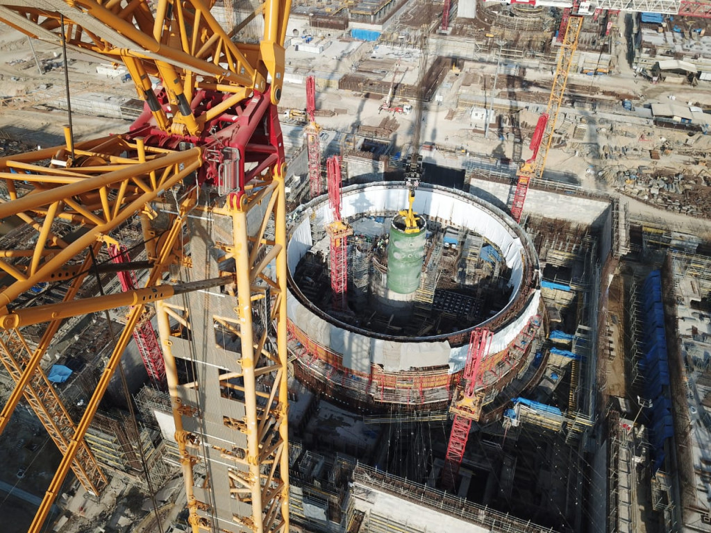 НА АЭС «АККУЮ» УСТАНОВЛЕН ПЕРВЫЙ КОРПУС РЕАКТОРА