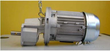 Мотор-редуктор Varvel серии FRP71 для птицефабрик 0,75 кВт, 437 об/мин