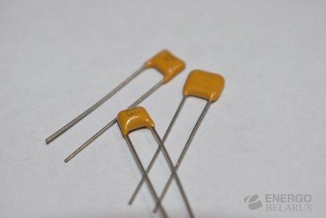 Конденсатор К10-17б