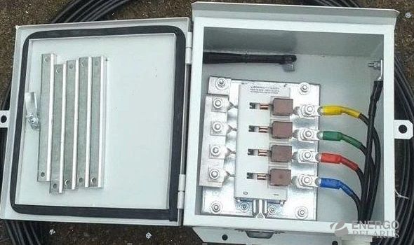 Устройство заземления воздушных изолированных линий УЗВЛИ - 0,38 кВ