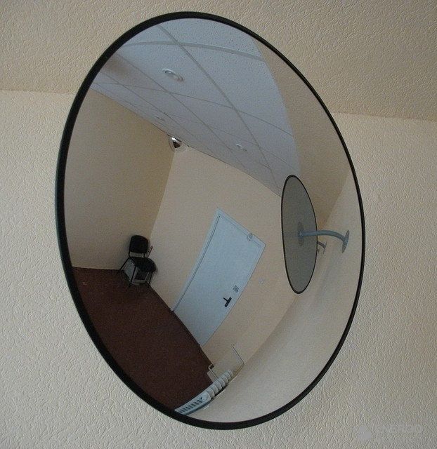 Зеркало для помещений круглое на гибком кронштейне 400мм