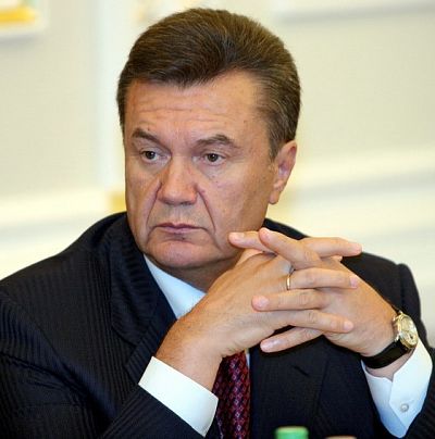Янукович пролоббирует покупку польского НПЗ донецким бизнесом?