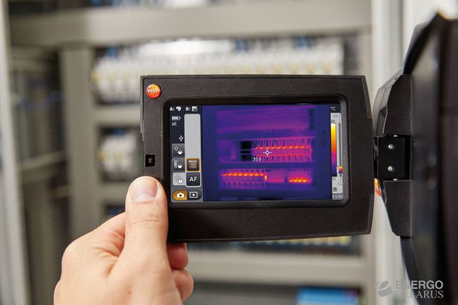 Тепловизор testo 890 (640 x 480 пикселей, ручная / автоматическая фокусировка, лазер, 1 объектив на выбор) (0563 0890 X1)