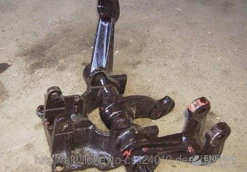 Кронштейн 70-4605110 КОД: 70-4605110 Комм: (плита МТЗ-80,82 с рычагами)