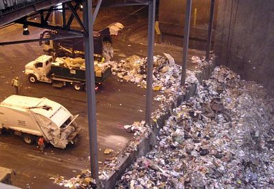 Минприроды: Народ мало платит за вывоз мусора