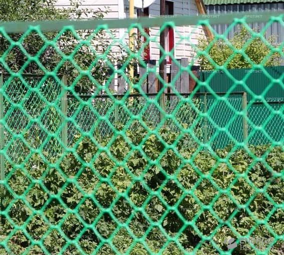 Решетка пластиковая строительная, заборная сетка 2х20м, ячейка 30х30