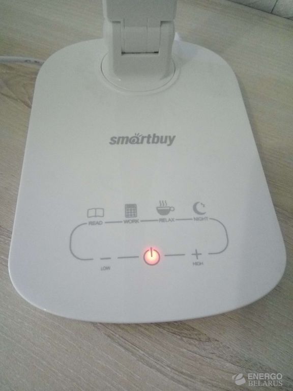 Светильник настольный светодиодный (LED) Smartbuy-9W/111 Dim/W (SBL-9-Dim-White)
