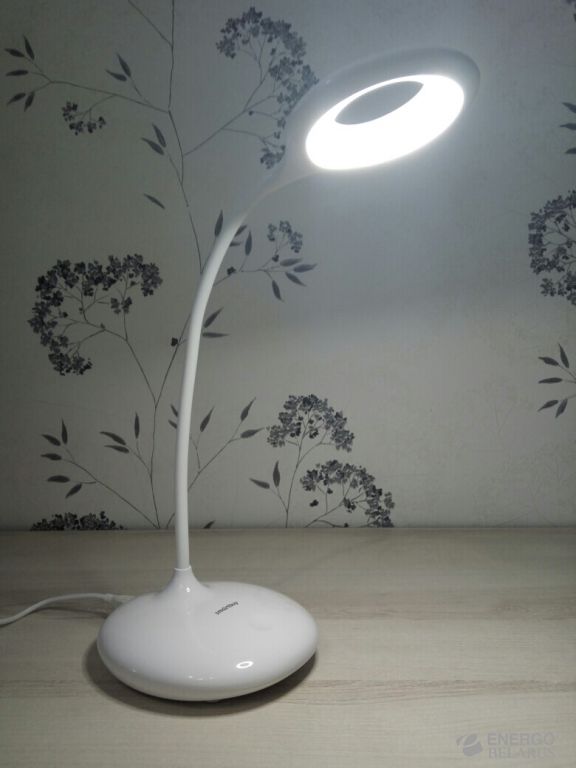 Светильник настольный светодиодный (LED) Smartbuy-5W /W(SBL-CR-5-W-White)