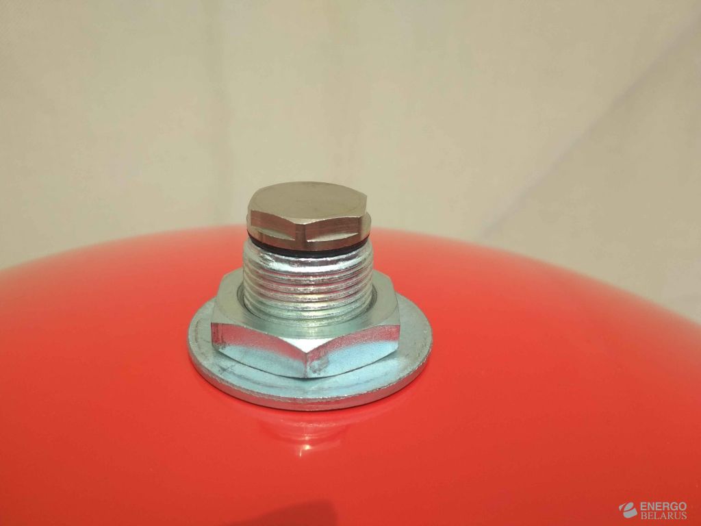 Бак вертикальный расширительный WAT750 10 бар 750л., красный, с опорами и манометром, Турция