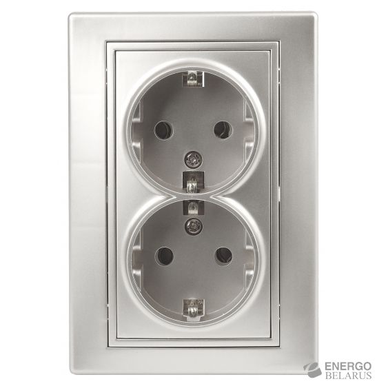 Розетка Intro Plano 1-205-03 с заземлением двойная 2X2P+E Schuko, 16А-250В, IP20, СУ, алюминий