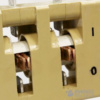 Выключатель-разъединитель ВР32-39В31250-32 УХЛ3